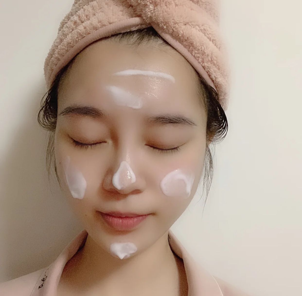 兰蔻水乳适合什么肤质年纪,兰蔻塑颜修护凝露水适合什么肤质