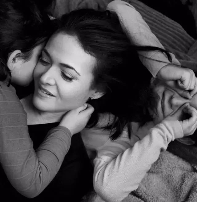 年薪千万但是没谈过恋爱,和年薪百万的人谈恋爱是什么感受