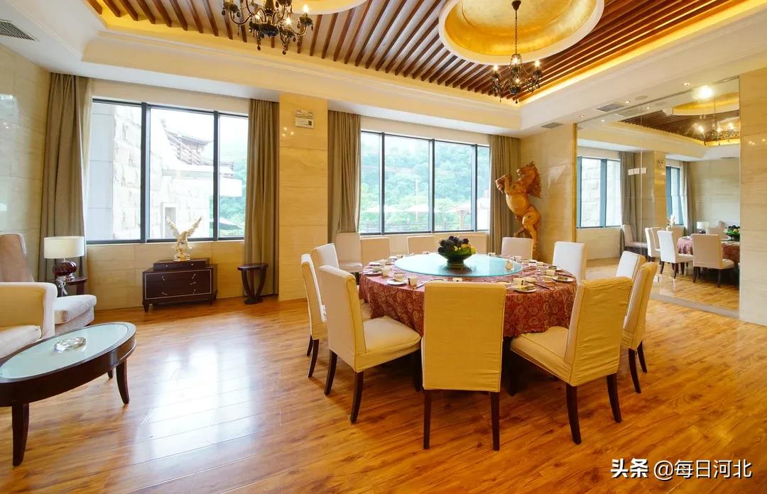 迷人的天门湖,天门湖景区