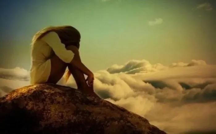 不知道和顾客聊什么怎么办,如何更自然的切入保险话题