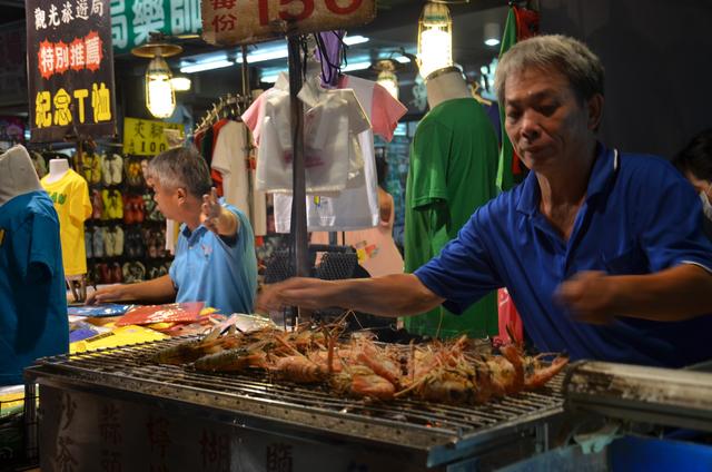高雄夜晚很美,高雄市中心夜景