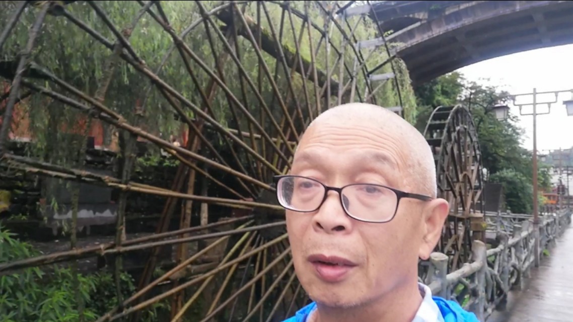 雨天逛凤凰古城,夜逛凤凰古城