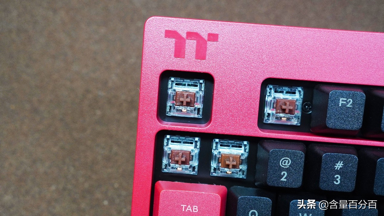 钢铁侠联名款TT机械键盘,ttg521机械键盘测评