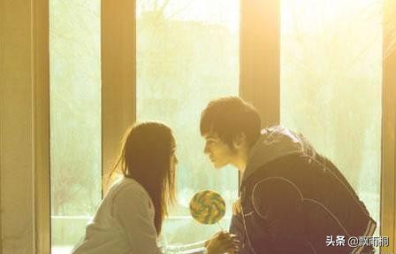 分手后送的东西该丢掉吗,分手后男方要求退还礼物