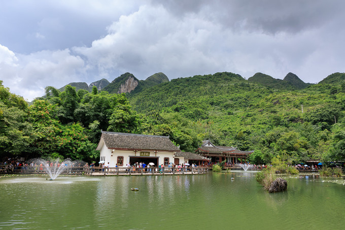 黄果树瀑布一点也不壮观,贵州黄果树瀑布大自然的鬼斧神工