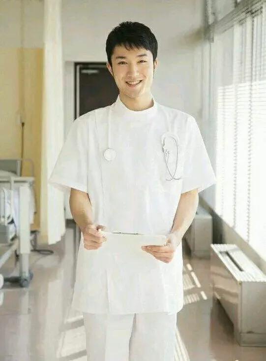 男生学护理有前途吗张雪峰,男生学母婴护理有前途吗