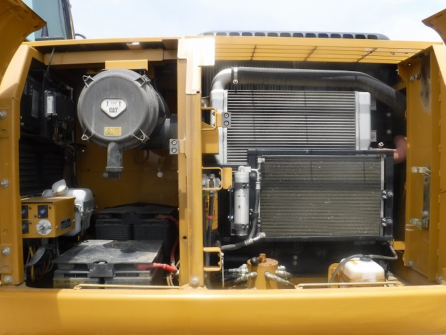 日本卡特313挖掘机价格表,卡特cat330挖掘机价格