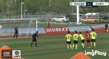 市体育局局长史长华亲临东营为曹州队加油助威，曹州队3：1胜对手