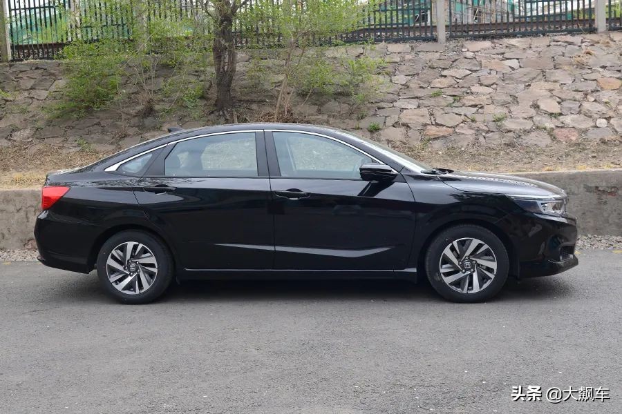 这外观这空间这价格，太懂中国老百姓了