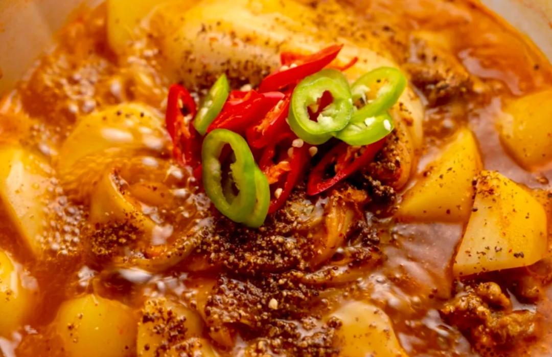 不蒸不炖的鱼怎么做最好吃,鱼肉最好吃的做法不煎不炸不清蒸