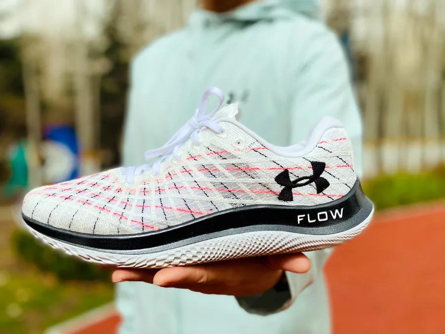 uaflow跑鞋适合立定跳远跑步么,uaflow跑鞋单只鞋重