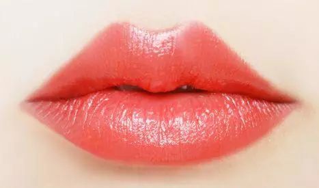 口红品牌比较冷门,50-60岁口红必买色迪奥豆沙多少钱
