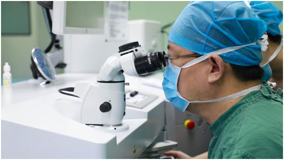 老花眼矫正手术全过程,老花眼有矫正手术可以做吗