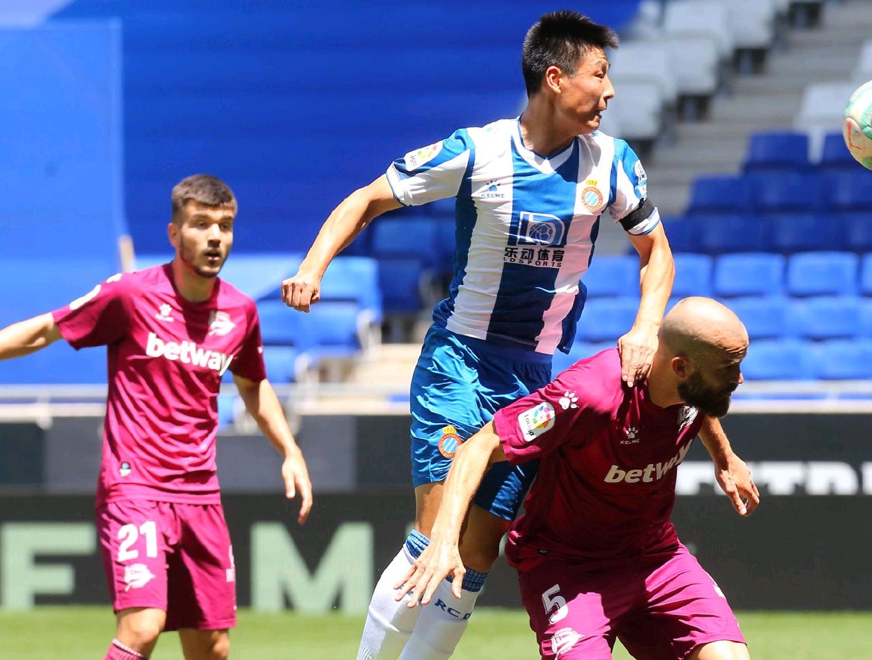 中国足球世界唯一的球王,中国足球史上十大球王排名