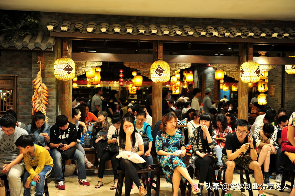 盲目开店解决方法,新开的餐饮店需要熬多久才能赚钱