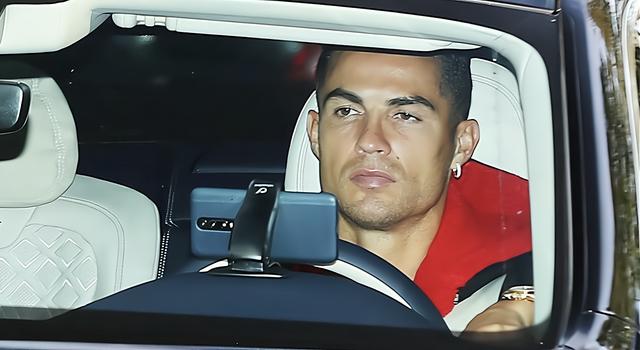 c罗用的什么手机最新,c罗现在用的手机