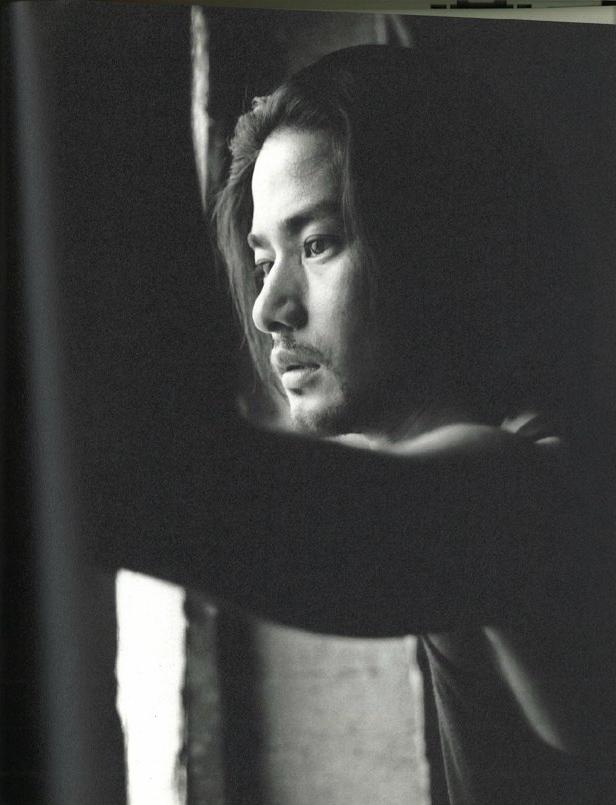 日本男人最想拥有的脸！性感神颜秒杀鲜肉，冻龄大帅哥竟单身