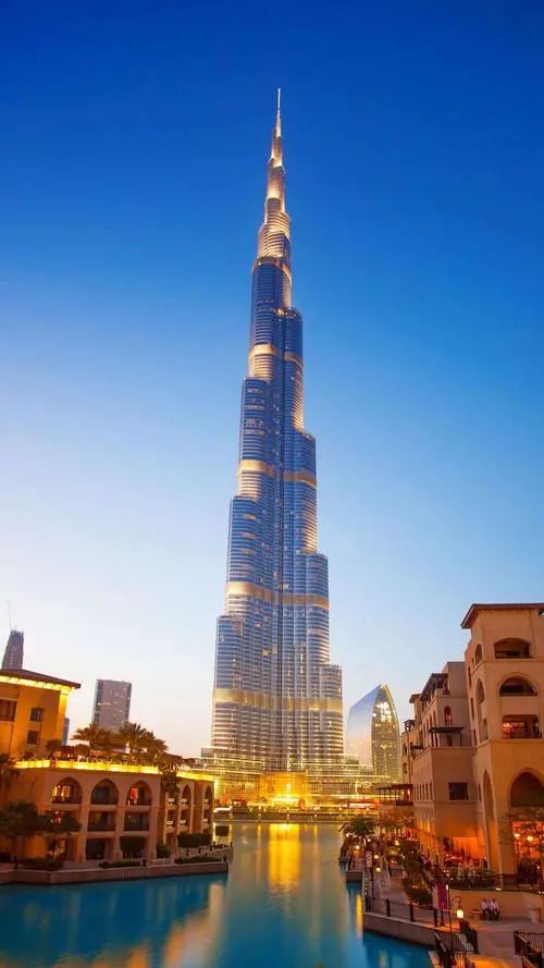 迪拜填海烂尾工程恢复了吗,迪拜旋转大厦建造图