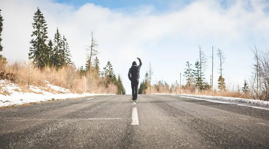 影响人一生的不是成绩,一个人成功除了自身的实力