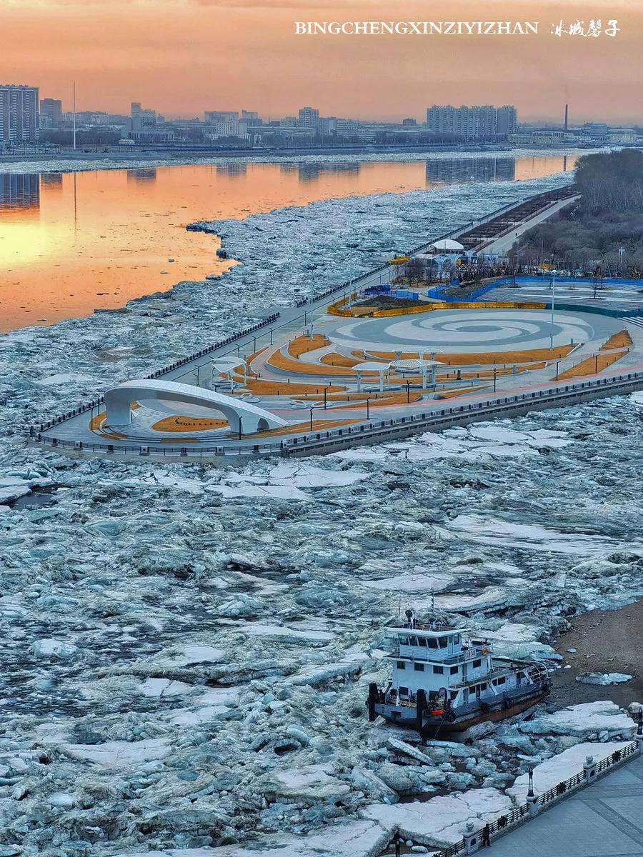 黑河挨着哪里,黑河远方文学