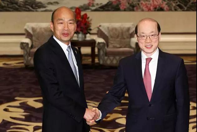 「慢点•观察」三个男人“卡位战”谁更胜一筹?