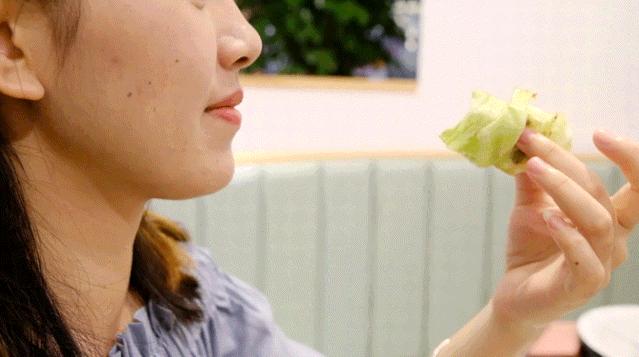 东莞首家火锅+烤肉一体涮就在万江家汇城，几百人排队等着吃