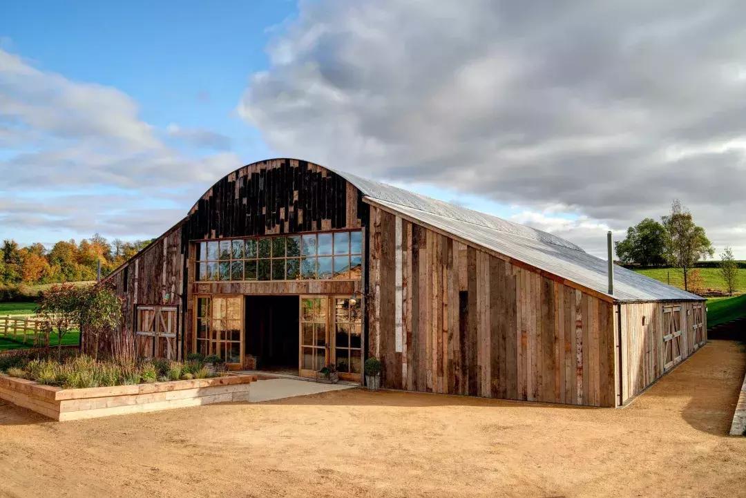 听一场不谈流行潮流的时尚研讨会