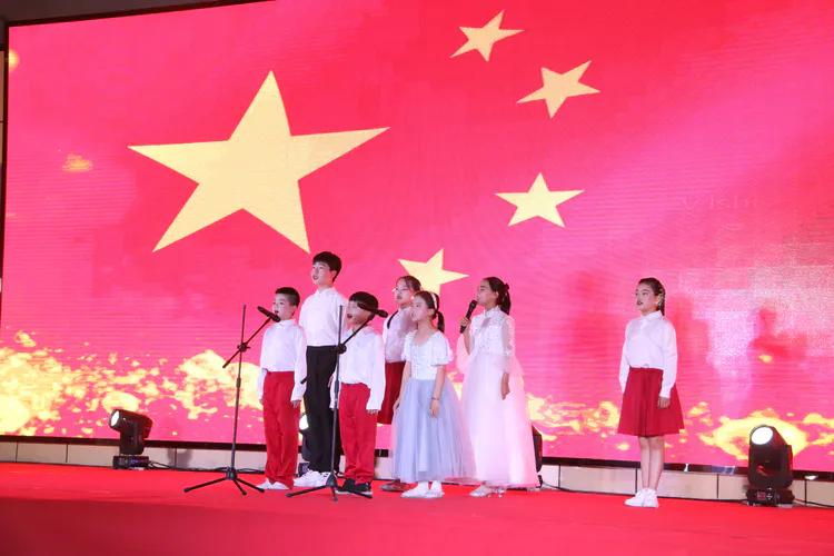 2021年驻马店蓝蓓蕾艺术学校大型公益晚会圆满落幕