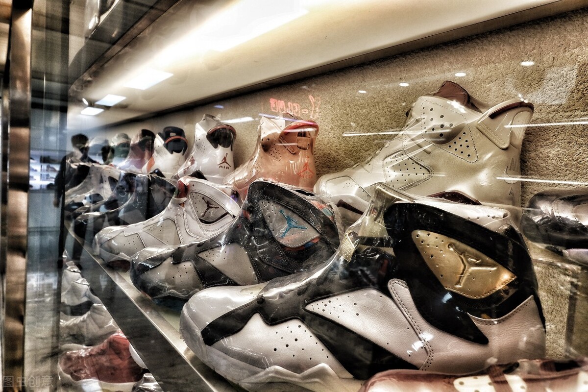 炒鞋的年轻人都在炒什么 (炒鞋的经验教训)