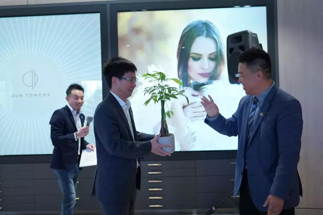 刚刚出大事,刚刚又出大事