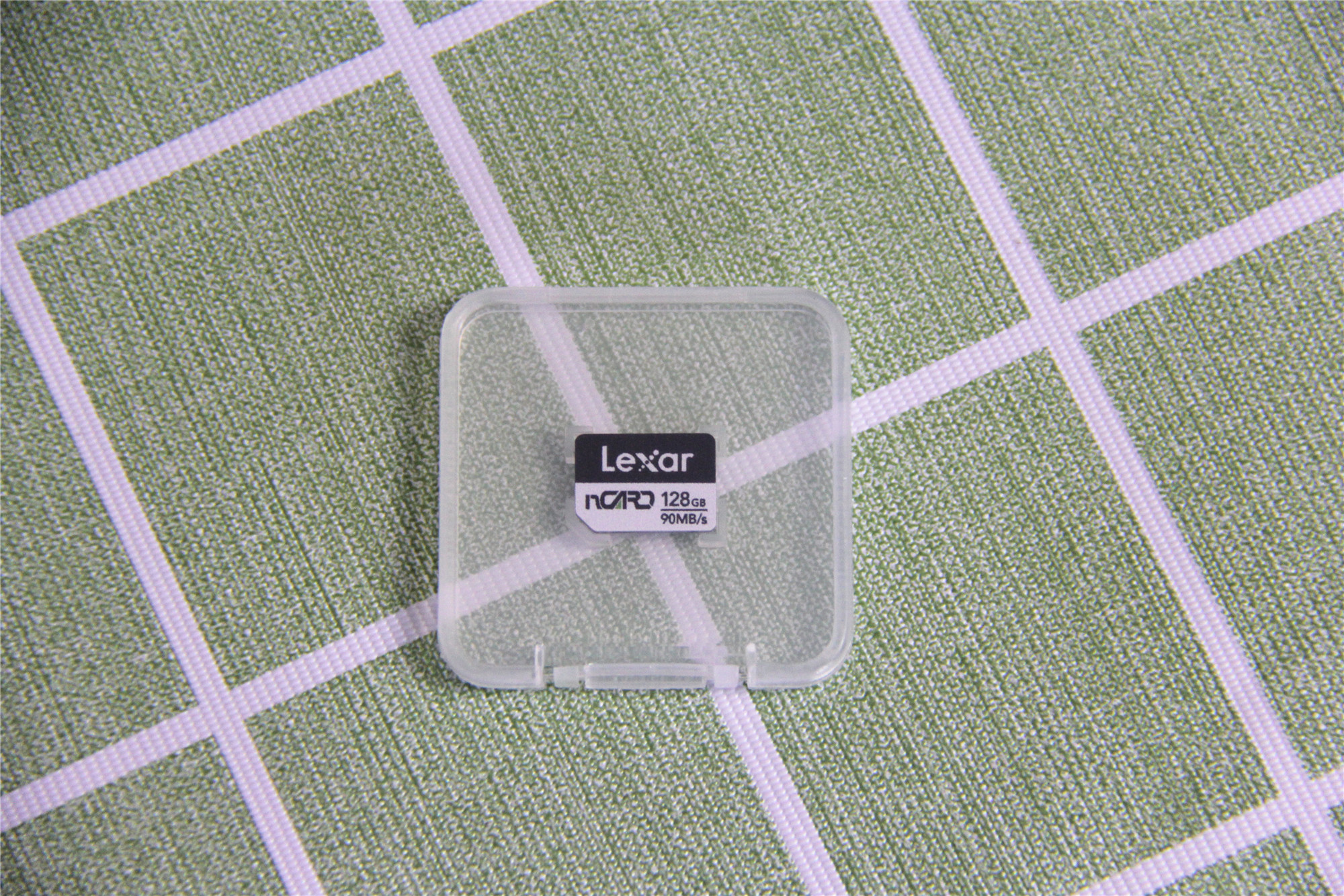 华为手机用雷克沙内存卡怎么样,华为nm卡和雷克沙存储卡哪个好