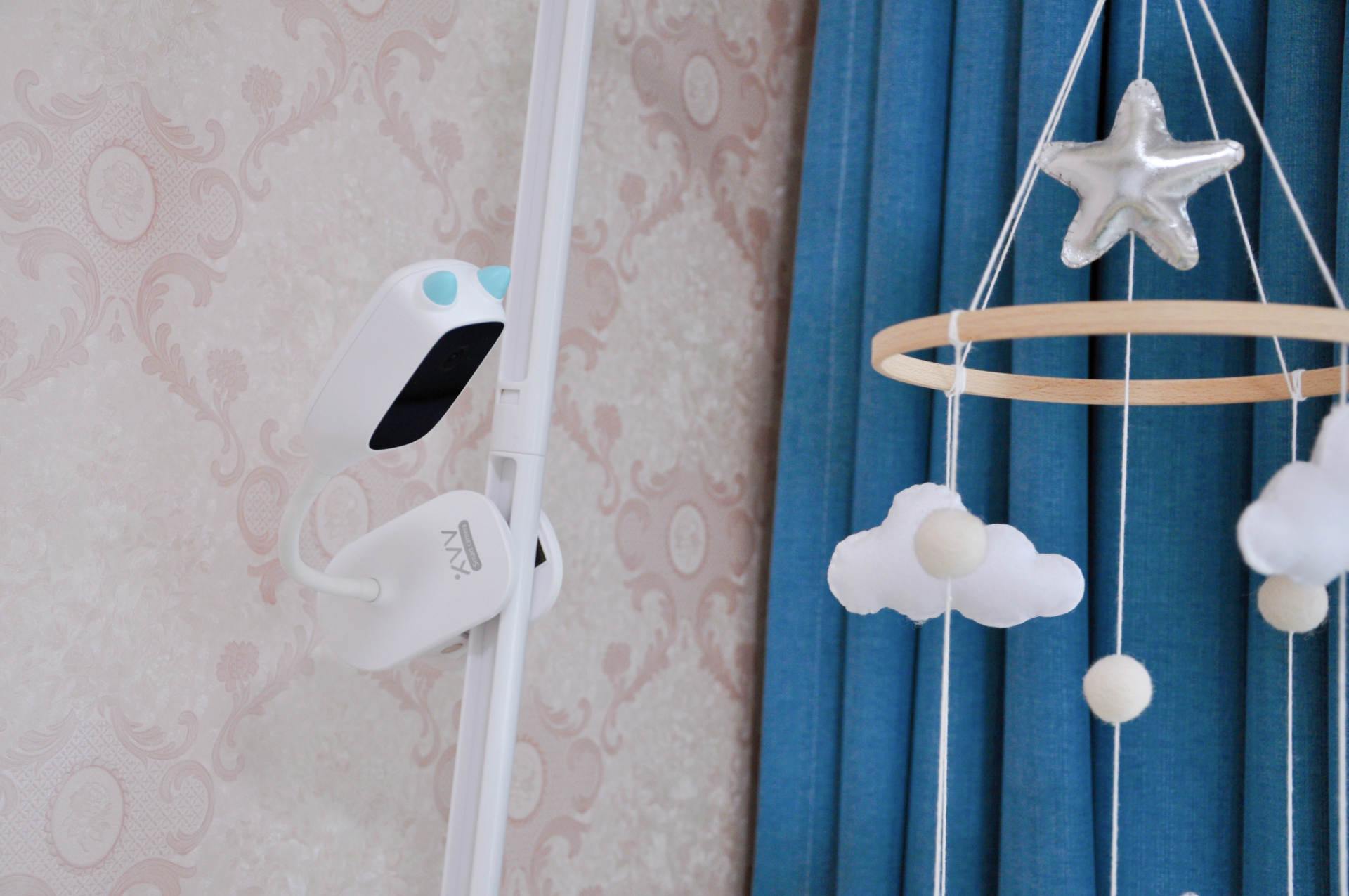 帮你随时随地、无时无刻的陪在宝宝左右，xiaovv婴儿监护器