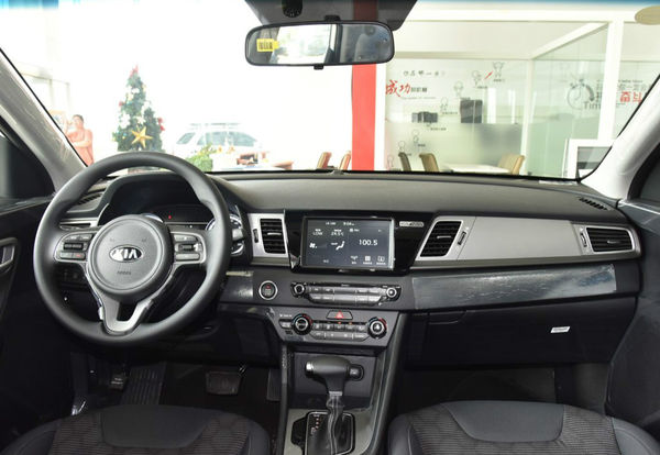 起亚极睿新款,2020款起亚极睿混动版海外实拍