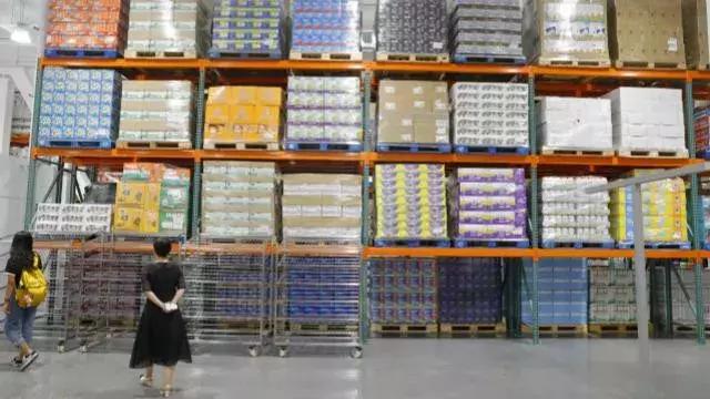 买东西还要花299开会员？Costco中国大陆首店开业，会员已卖十万