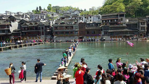 凤凰古城攻略自由行,凤凰古城自助游全攻略