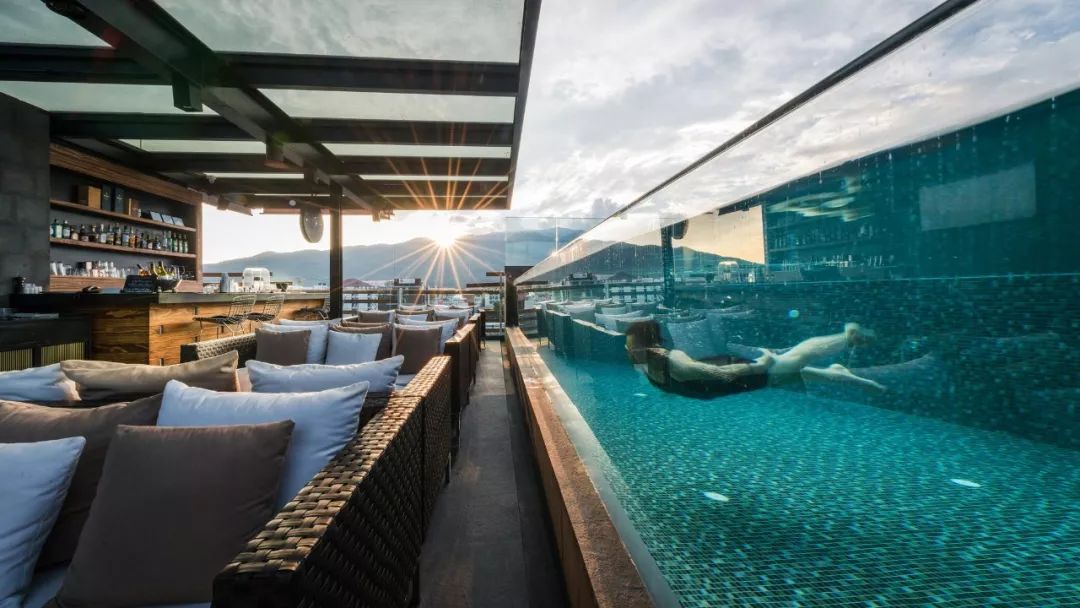 这份出游指南请收好,这份旅游攻略将带您云端邂逅广西