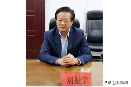 强行决定花费1.25亿元修建景区南大门，一厅官被指“劳民伤财”