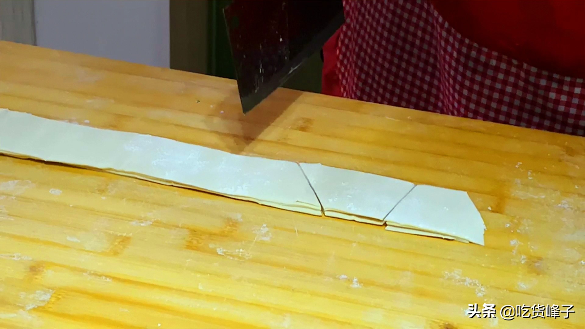 做馄饨最简单的方法,虾和胡萝卜玉米做馄饨如何调馅