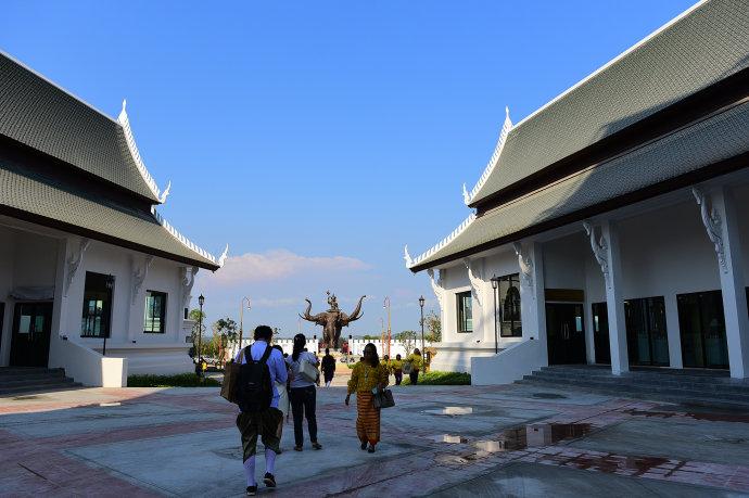 泰国暹罗古城打卡,超过半数中国游客前往泰国