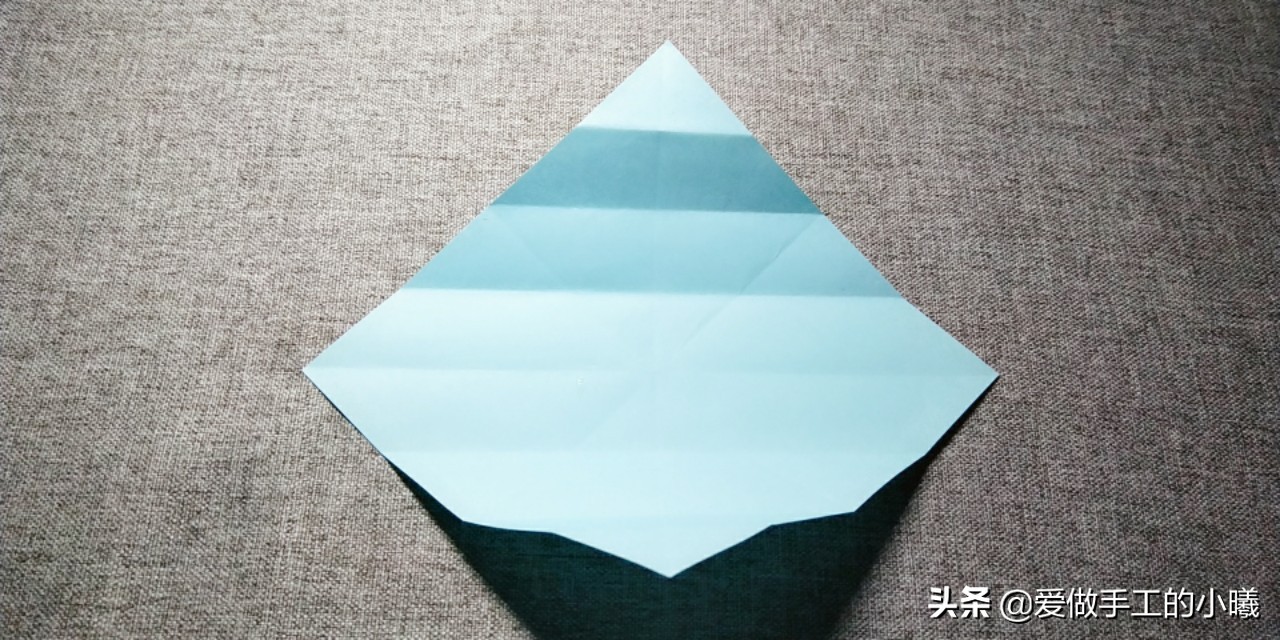 稻草鱼姐姐手工爱心收纳盒,爱心形的收纳盒带折叠盖子