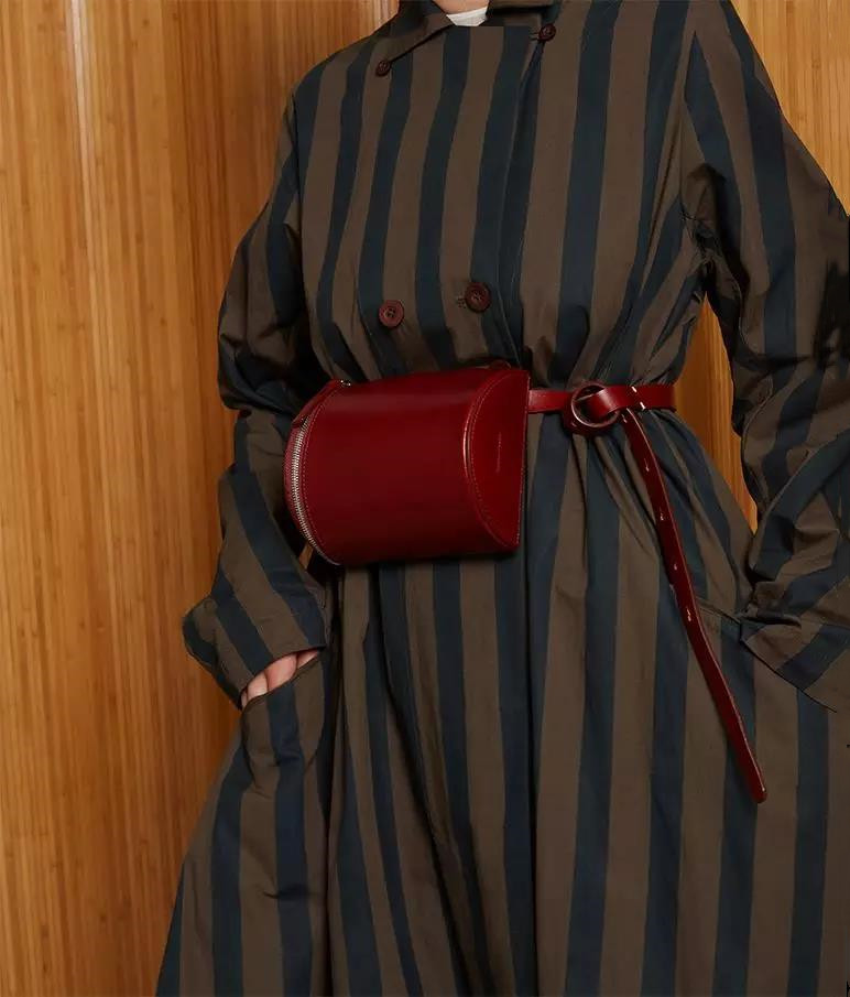 姚晨同款包什么品牌,杨幂刘雯明星同款小包包