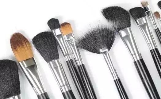 眼影不上色怎么用,眼影不上色怎么解决