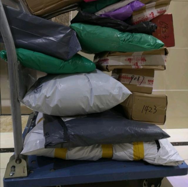 女装平民潮流店铺推荐,10元平价休闲女装店铺推荐