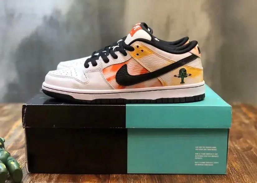 深陷NB、匡威、Beams、Wtaps等品牌的人，会重复购买哪些款？