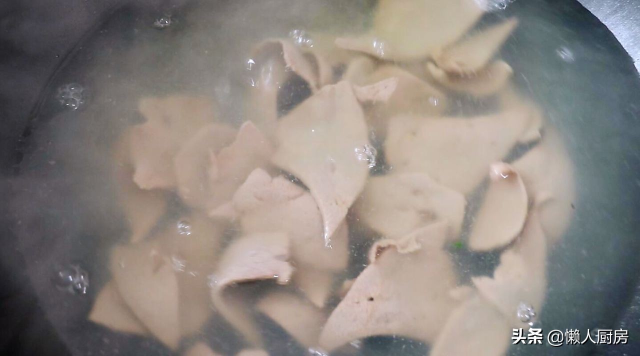 猪肝汤的做法和视频,用卤好的猪肝做菠菜猪肝汤可以吗