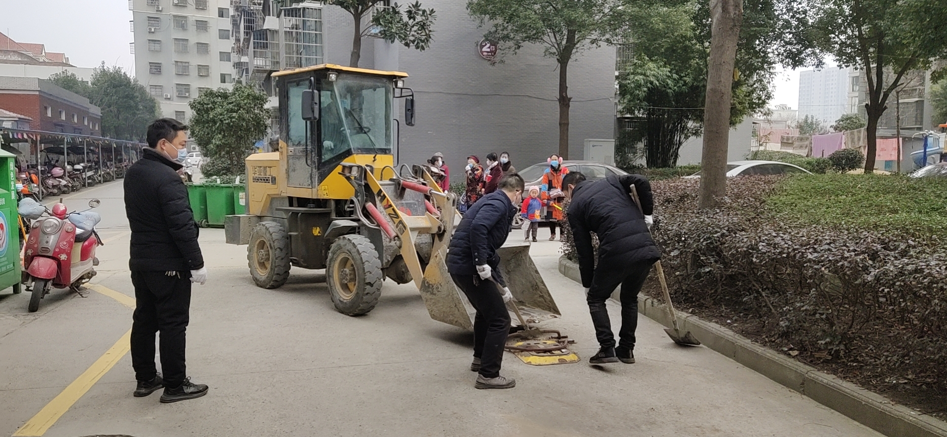 富亿小区：清洁环境，温暖民心