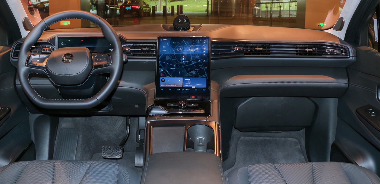 蔚来车主提车,蔚来全新es8车主真实感受