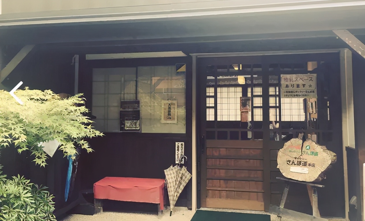 连云港温泉和日本温泉,这里的温泉美如画