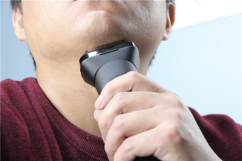 小米又出了一款新的剃须刀,博朗9pro和飞利浦9系剃须刀哪个好