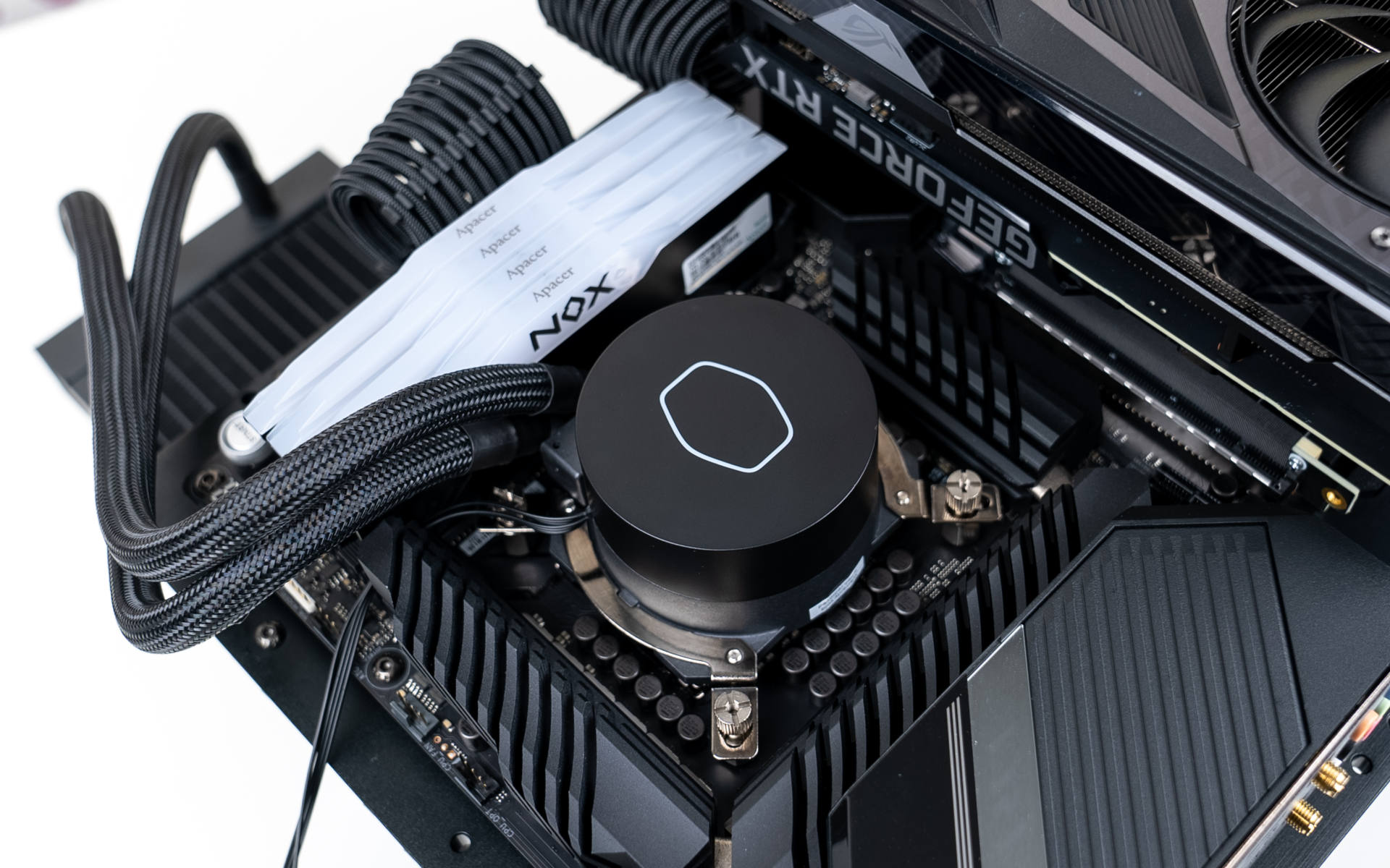 酷冷至尊冰神240压11代cpu,酷冷至尊冰神b360功耗